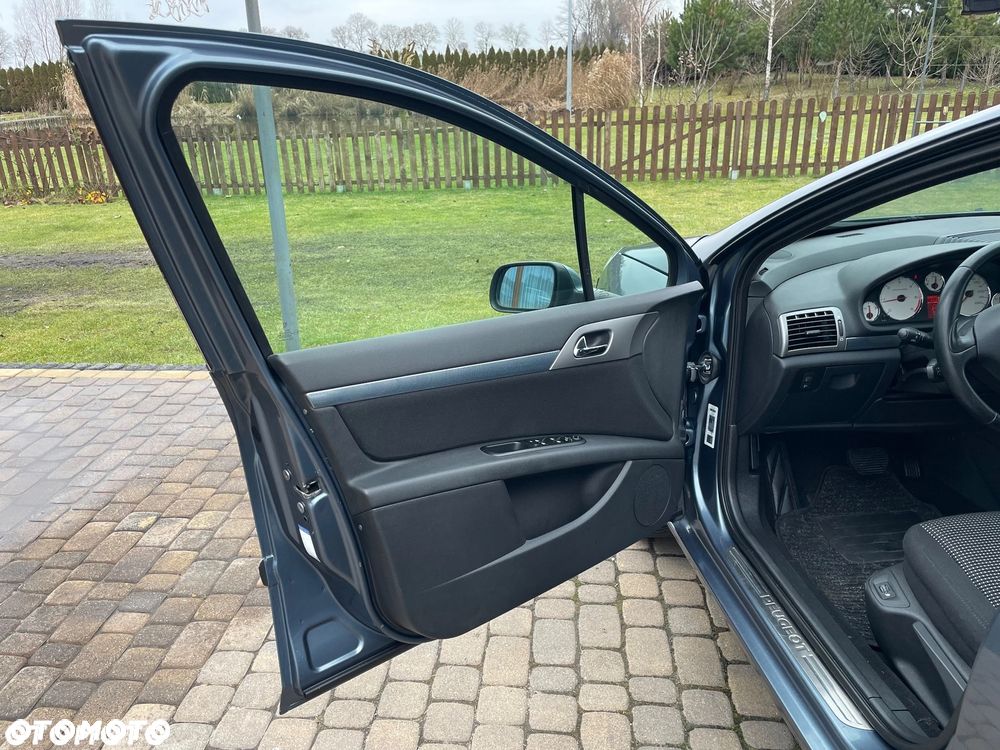 Peugeot 407 HDi 135 Automatik Business Line - 19