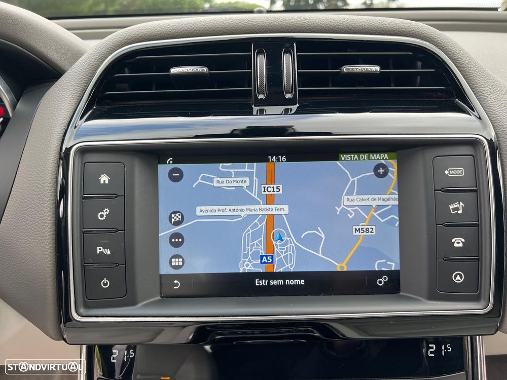 Jaguar XE 2.0 D Prestige AWD Aut. - 47