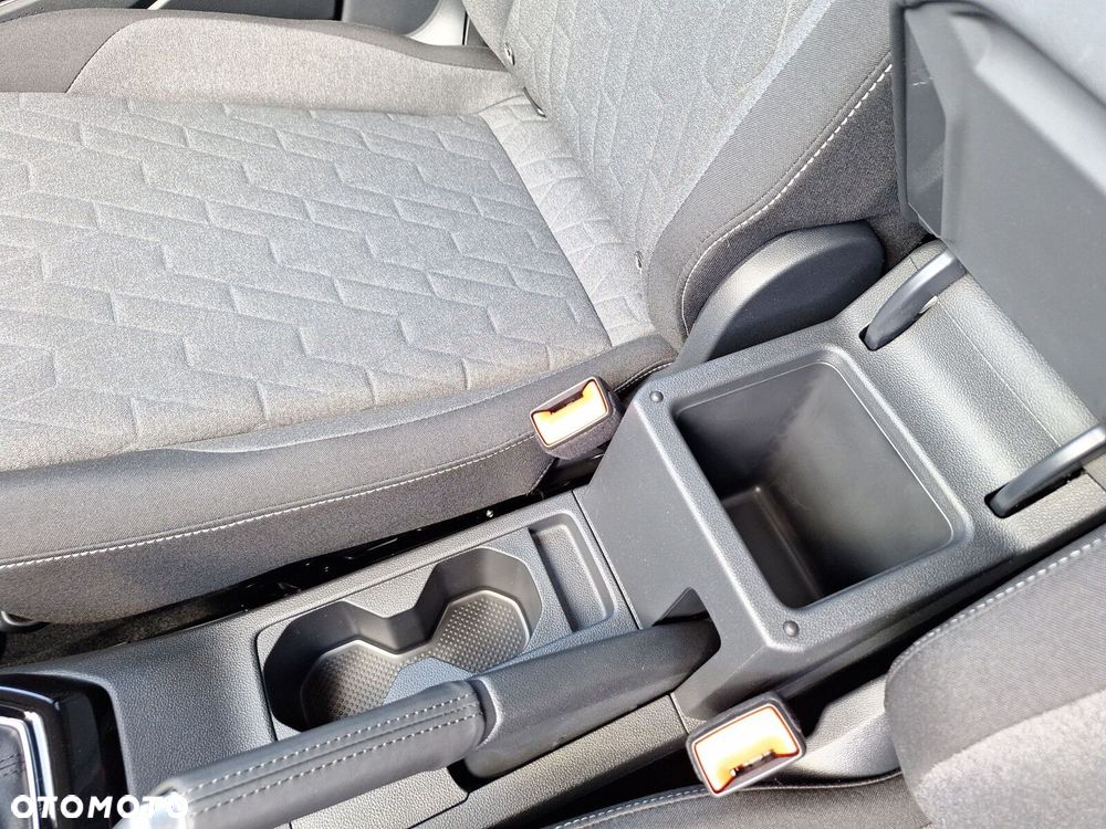 Volkswagen T-Cross - 28