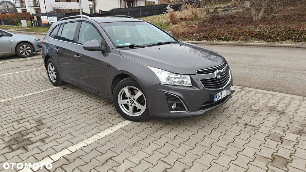 Chevrolet Cruze - 4