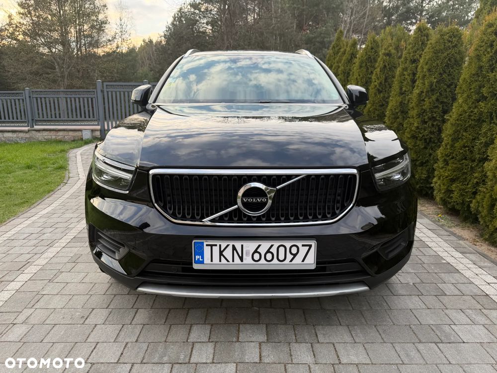 Volvo XC 40 D3 AWD Momentum Pro - 4
