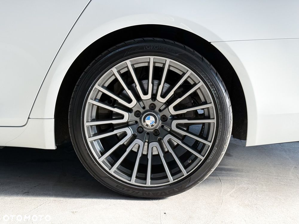 BMW Seria 7 730d - 18