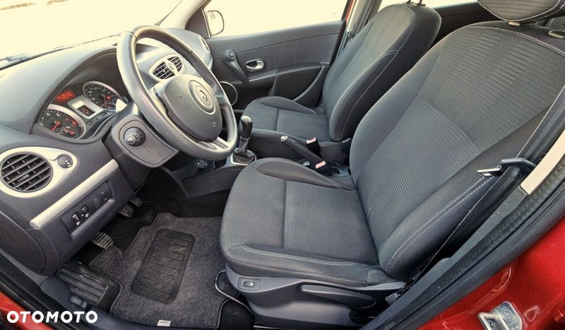 Renault Clio 1.2 TCE Alize - 21