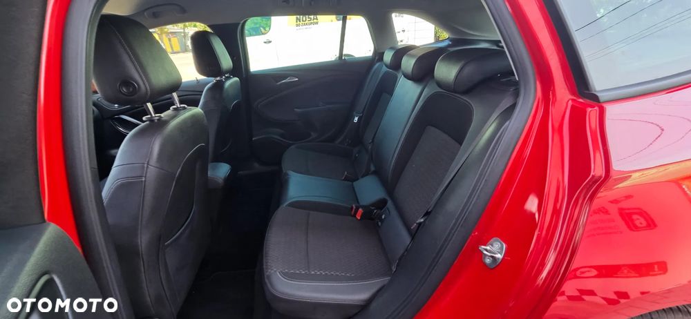 Opel Astra 1.6 D (CDTI) Start/Stop Innovation - 28