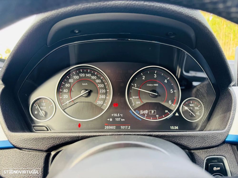 BMW 320 d Pack M Auto - 24