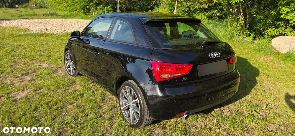Audi A1 1.6 TDI Attraction - 8