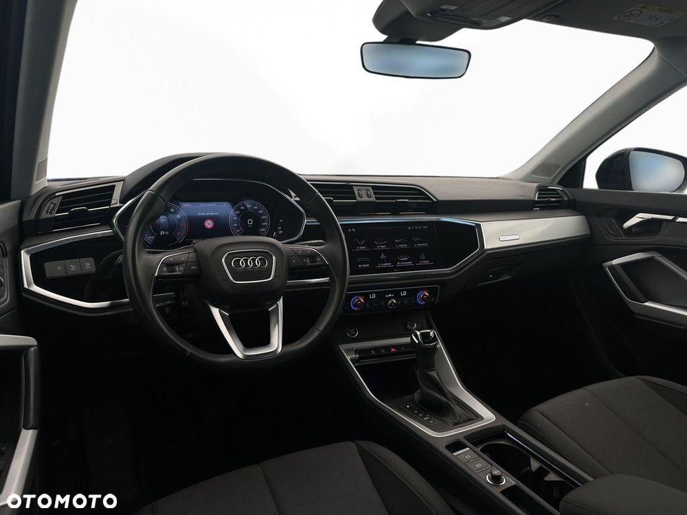Audi Q3 - 11