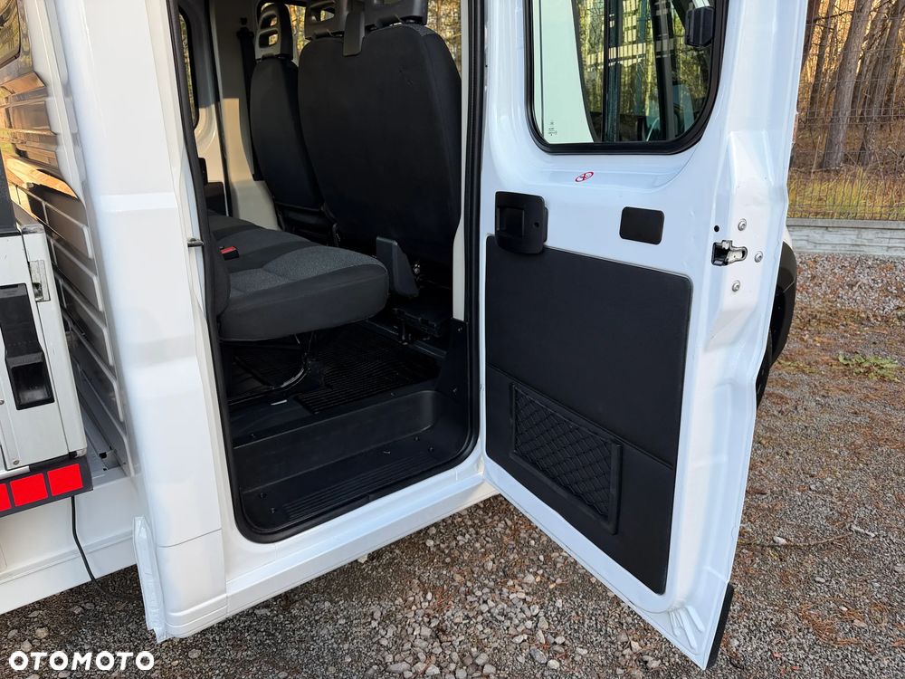 Fiat Ducato Maxi Doka 7 osób / Skrzynia 3.3m / Wzmocniony Koła 16'' / Podwójne resory / Ładowność 1285kg / Bogate wyposażenie / Serwisowany / FV23% / Salon PL - 32