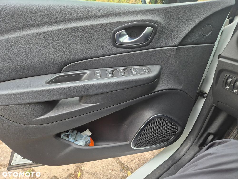 Renault Captur - 22
