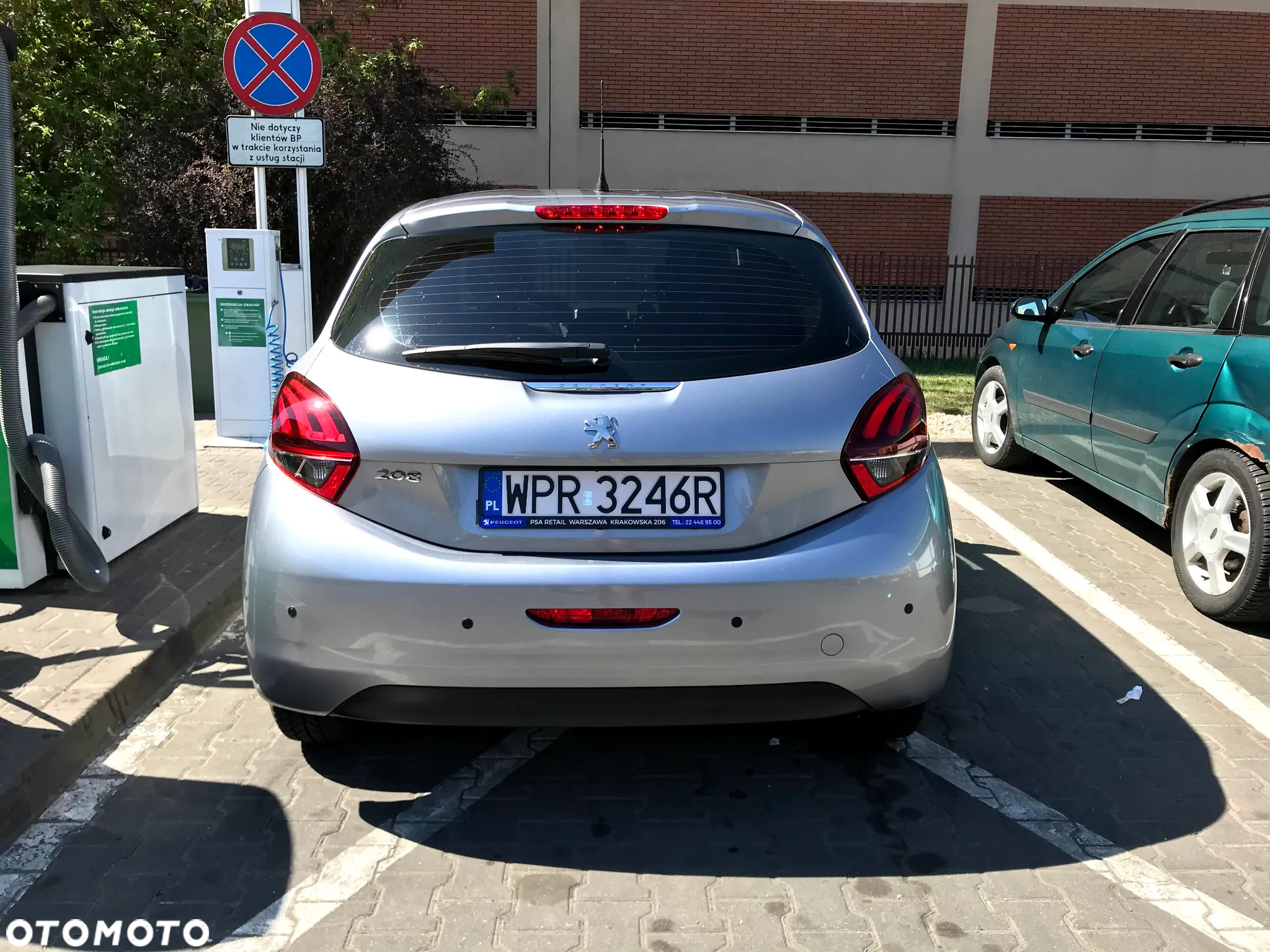 Peugeot 208 - 5