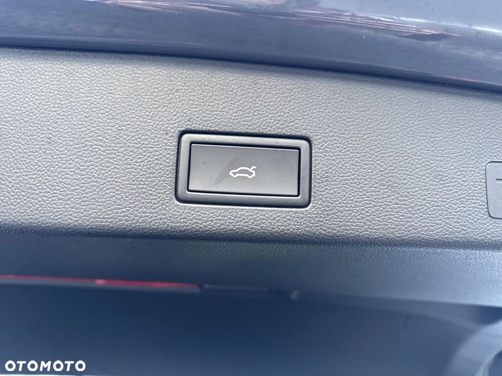 Volkswagen Golf 1.5 eTSI OPF DSG Life - 21