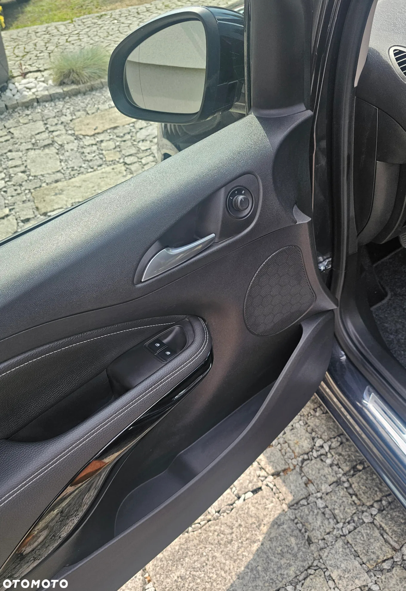 Opel Adam 1.4 Black Jack S&S - 9