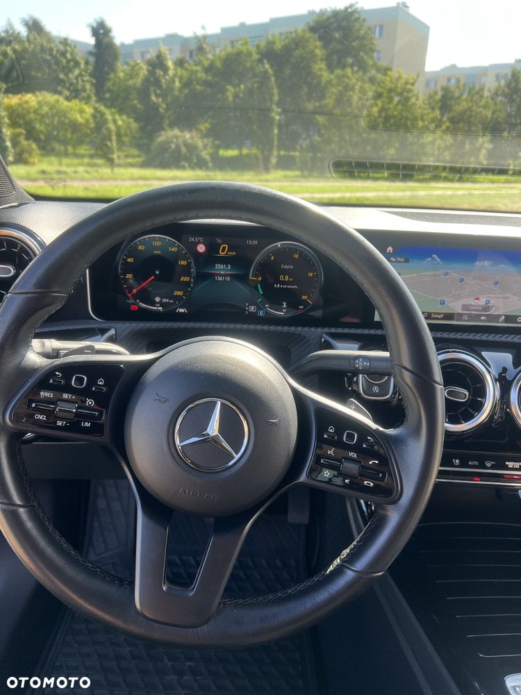 Mercedes-Benz Klasa A 180 d AMG Line 7G-DCT - 16