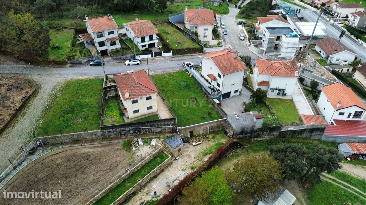 Terreno Urbano com 319 m2 em Fonte Arcada - Grande imagem: 4/12
