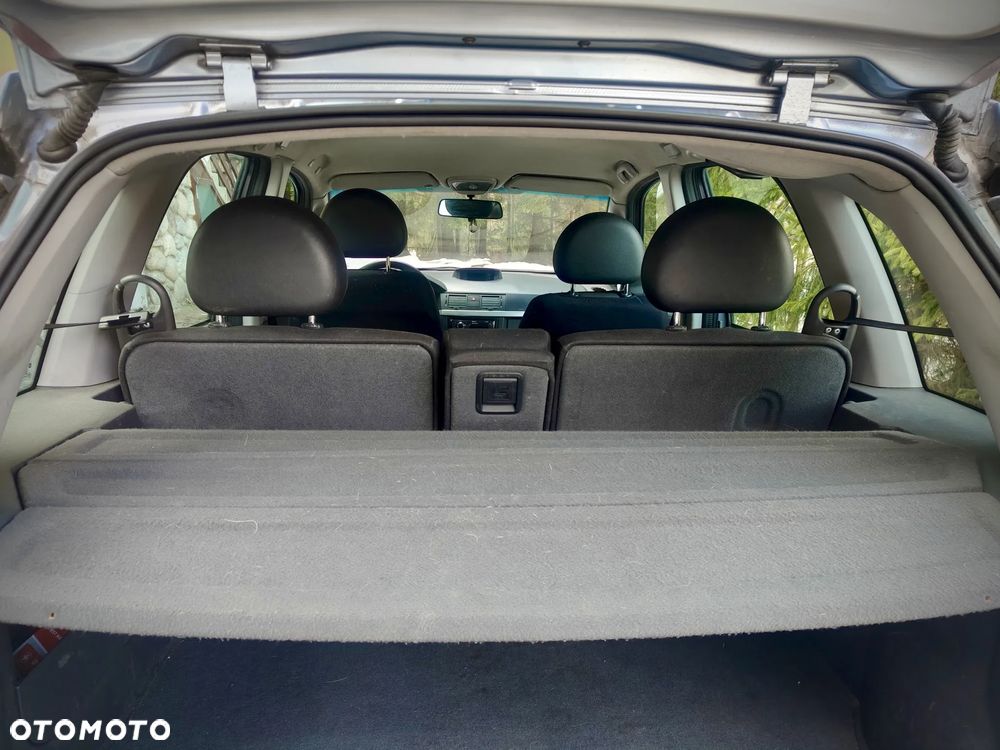 Opel Meriva 1.6 16V Essentia - 15