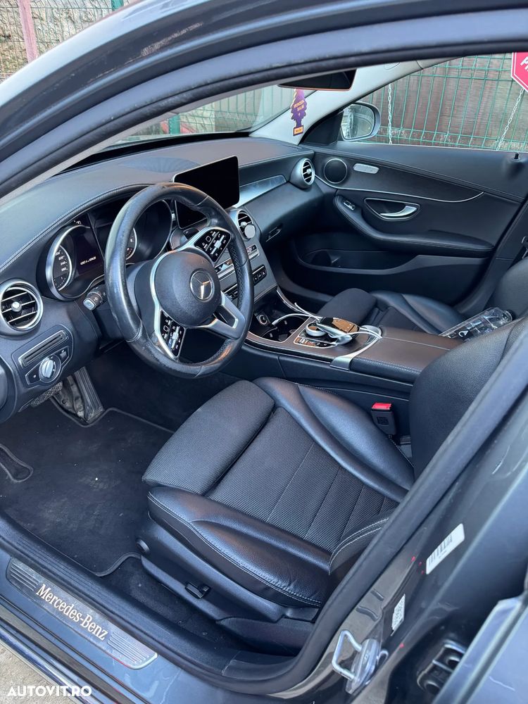 Mercedes-Benz C 180 9G-TRONIC - 23