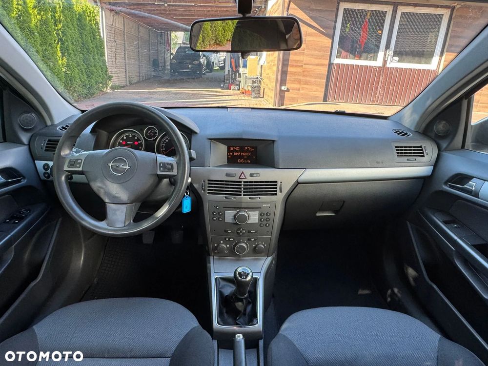 Opel Astra 1.6 - 10