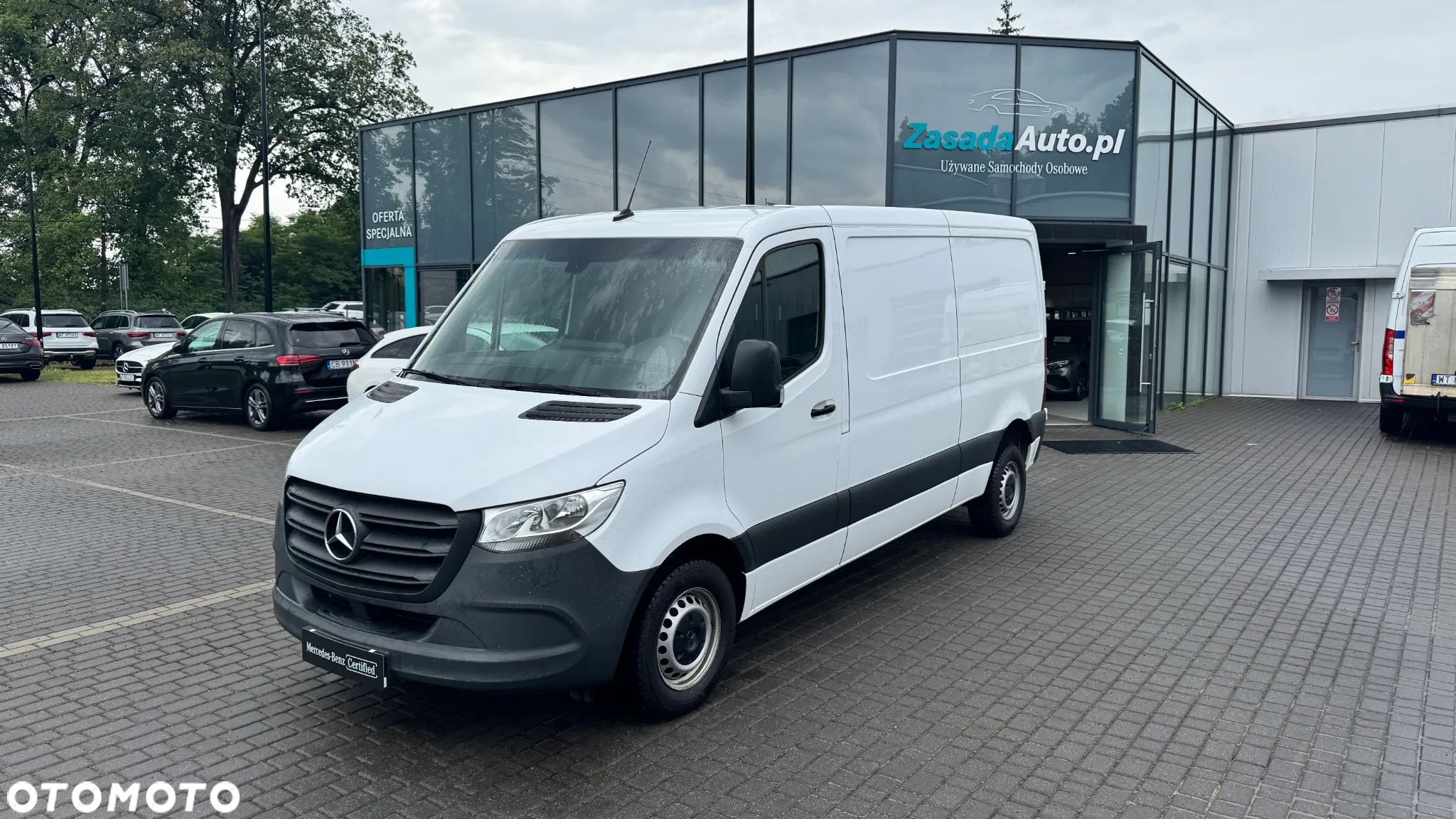Mercedes-Benz Sprinter - 1