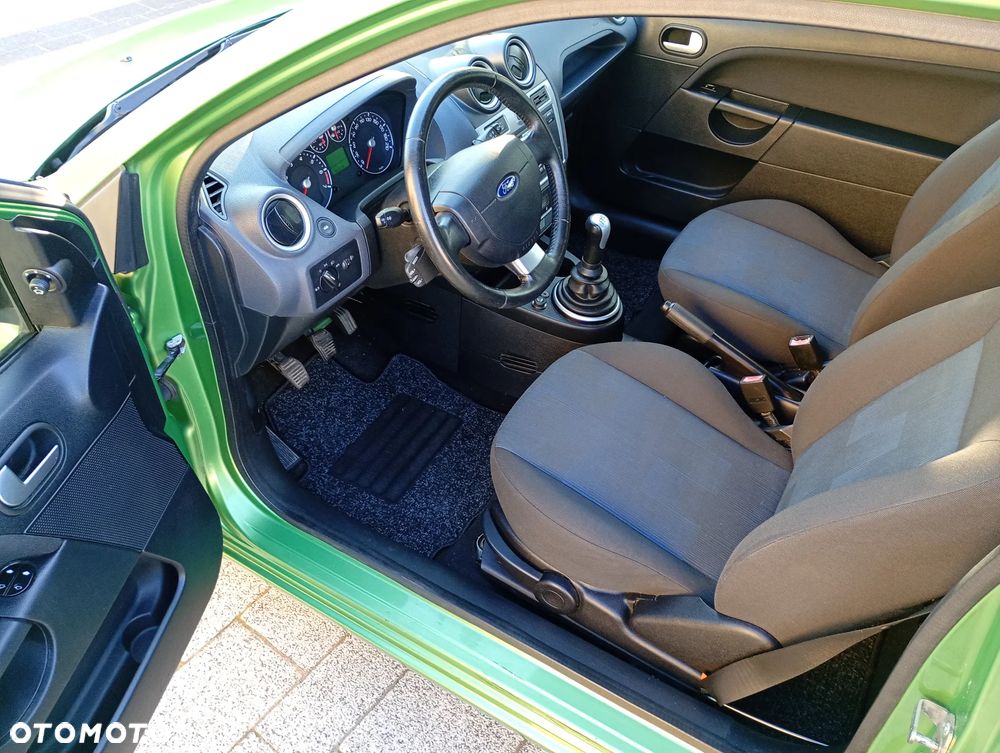 Ford Fiesta 1.3 Silver X - 6