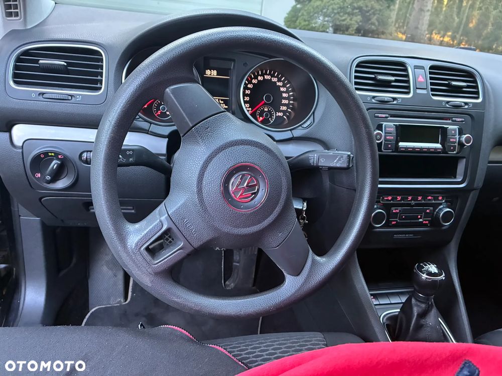 Volkswagen Golf 1.6 Edition - 8