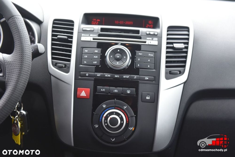 Kia Venga - 24