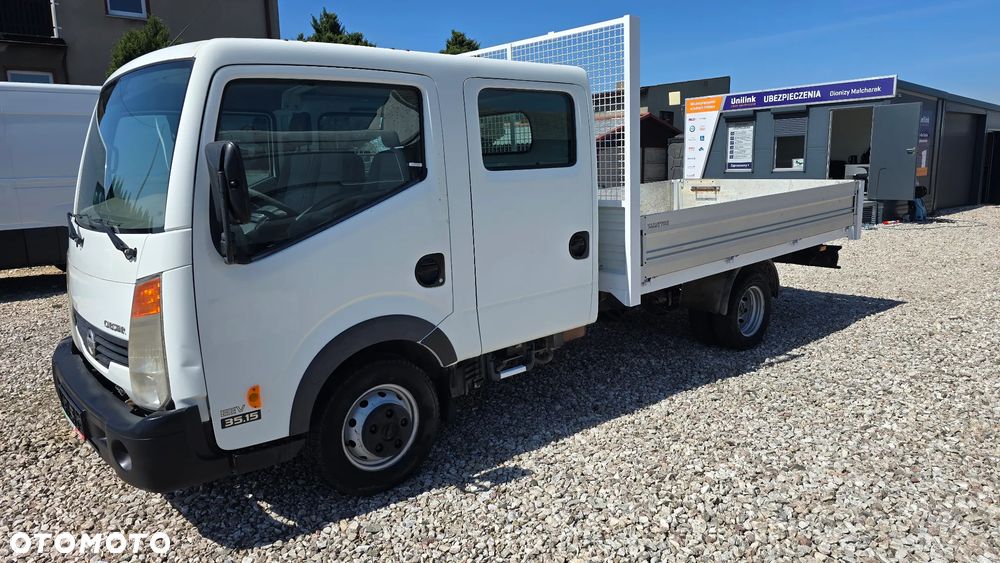Nissan Cabstar - 1