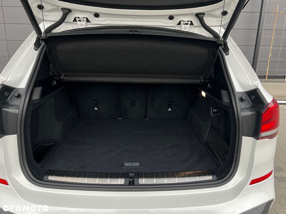 BMW X1 sDrive18d M Sport - 41