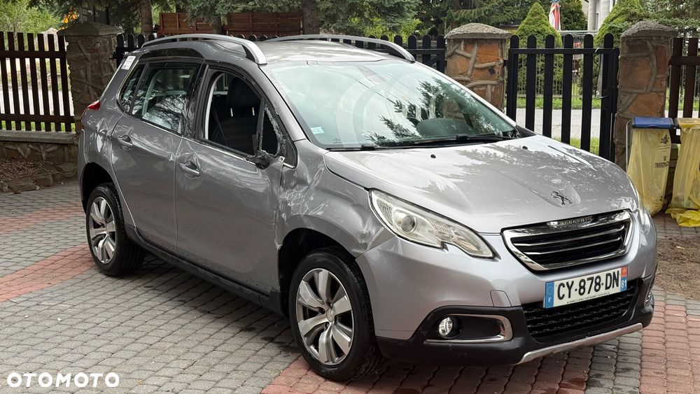 Peugeot 2008 1.6 e-HDi Allure S&S - 3