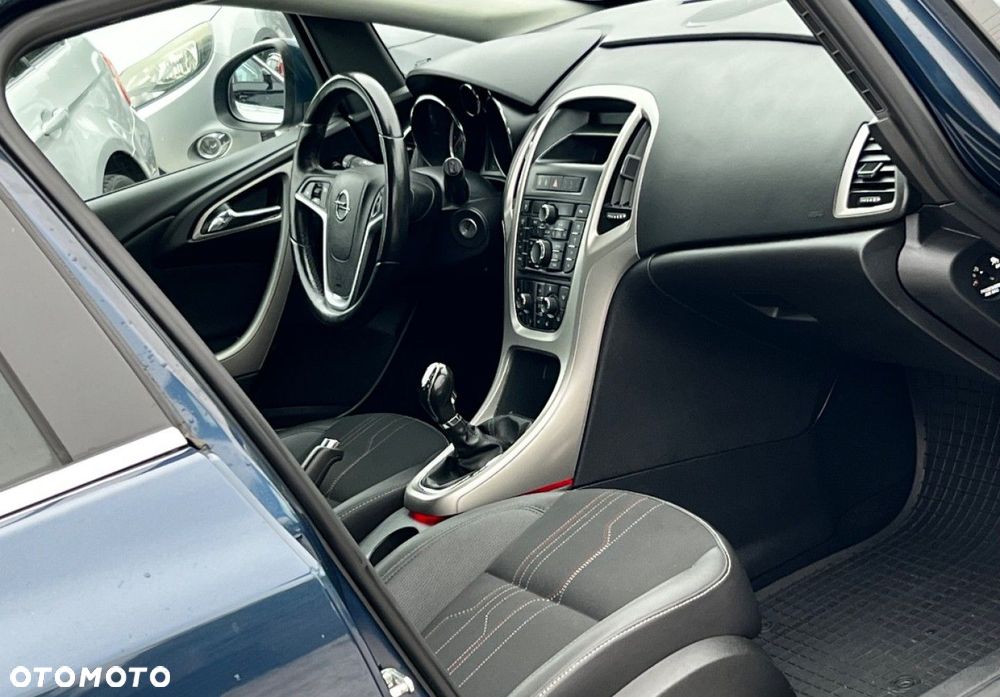 Opel Astra - 12
