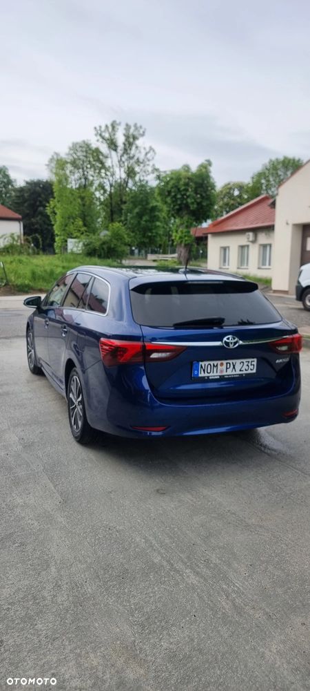 Toyota Avensis Touring Sports 1.8 Edition-S - 10