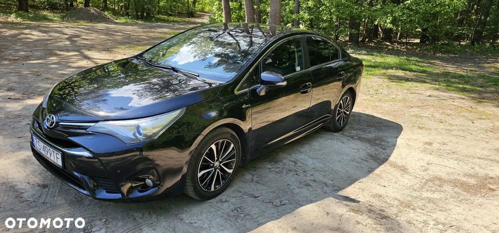 Toyota Avensis 2.0 D-4D Selection - 1