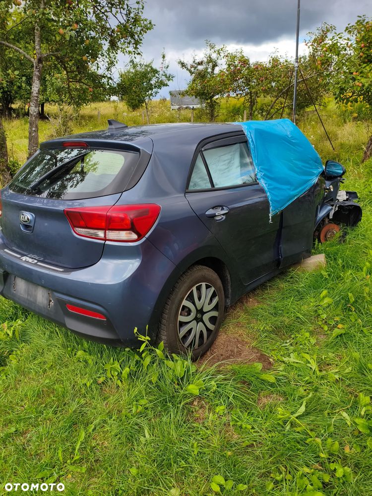 Kia Rio 1.2 XL - 2