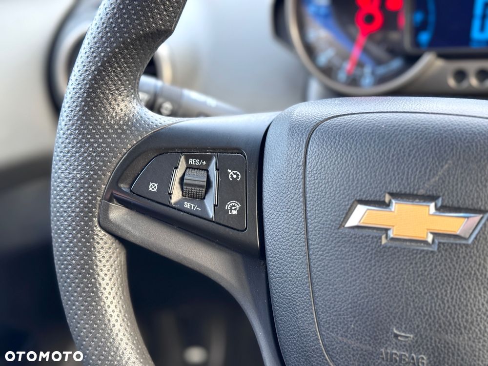 Chevrolet Aveo 1.2 LT+ - 17