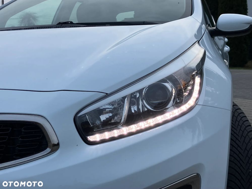 Kia Ceed 1.6 CRDi GT Line - 21