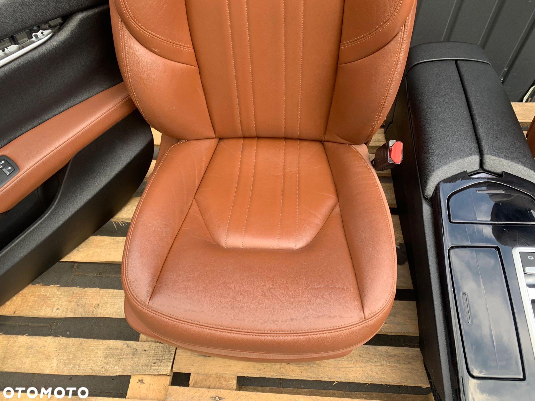 FOTELE TAPICERKA MASERATI GHIBLI III PAMIĘĆ GRZANE ELEKTRYCZNIE REGULOWANE HARMAN KARDON - 6