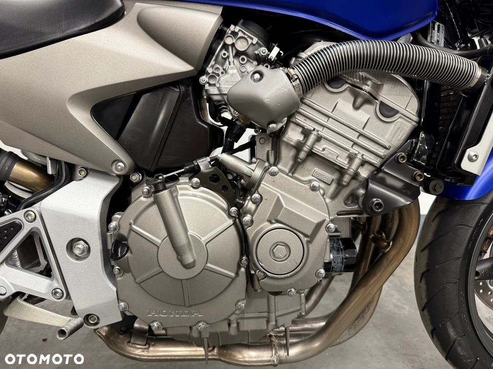Honda Hornet - 12