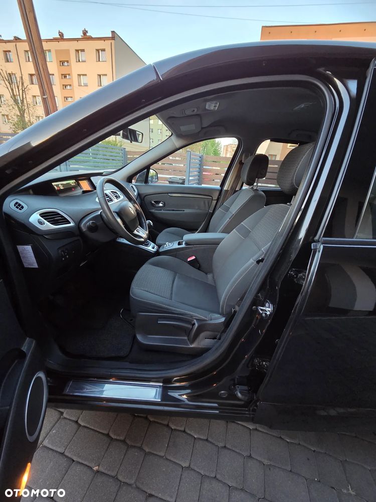 Renault Scenic 1.6 16V 110 Dynamique - 16