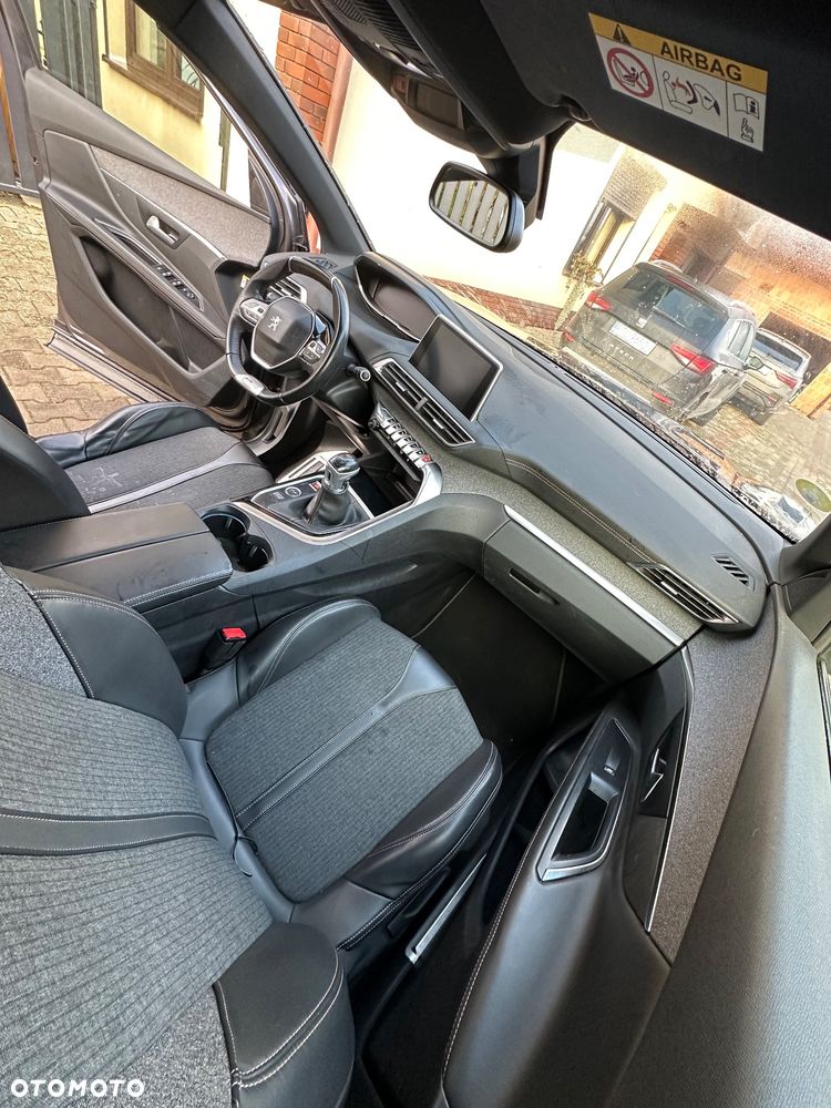 Peugeot 3008 - 14