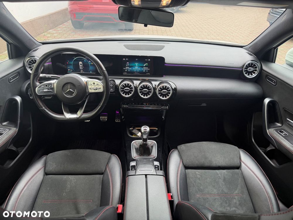 Mercedes-Benz Klasa A 180 AMG Line - 15