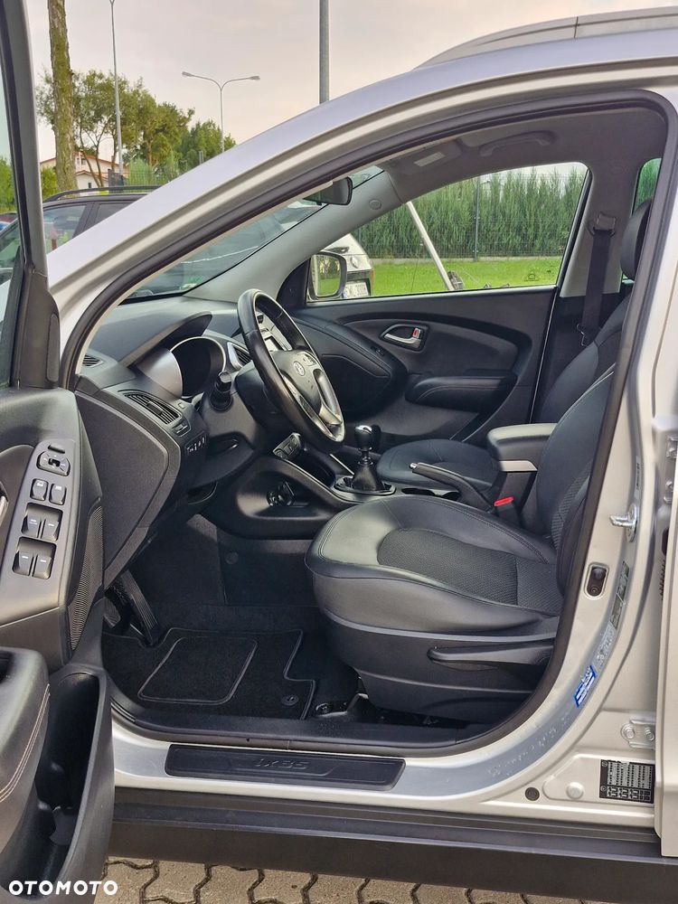 Hyundai ix35 2.0 CRDi 4WD Premium - 17