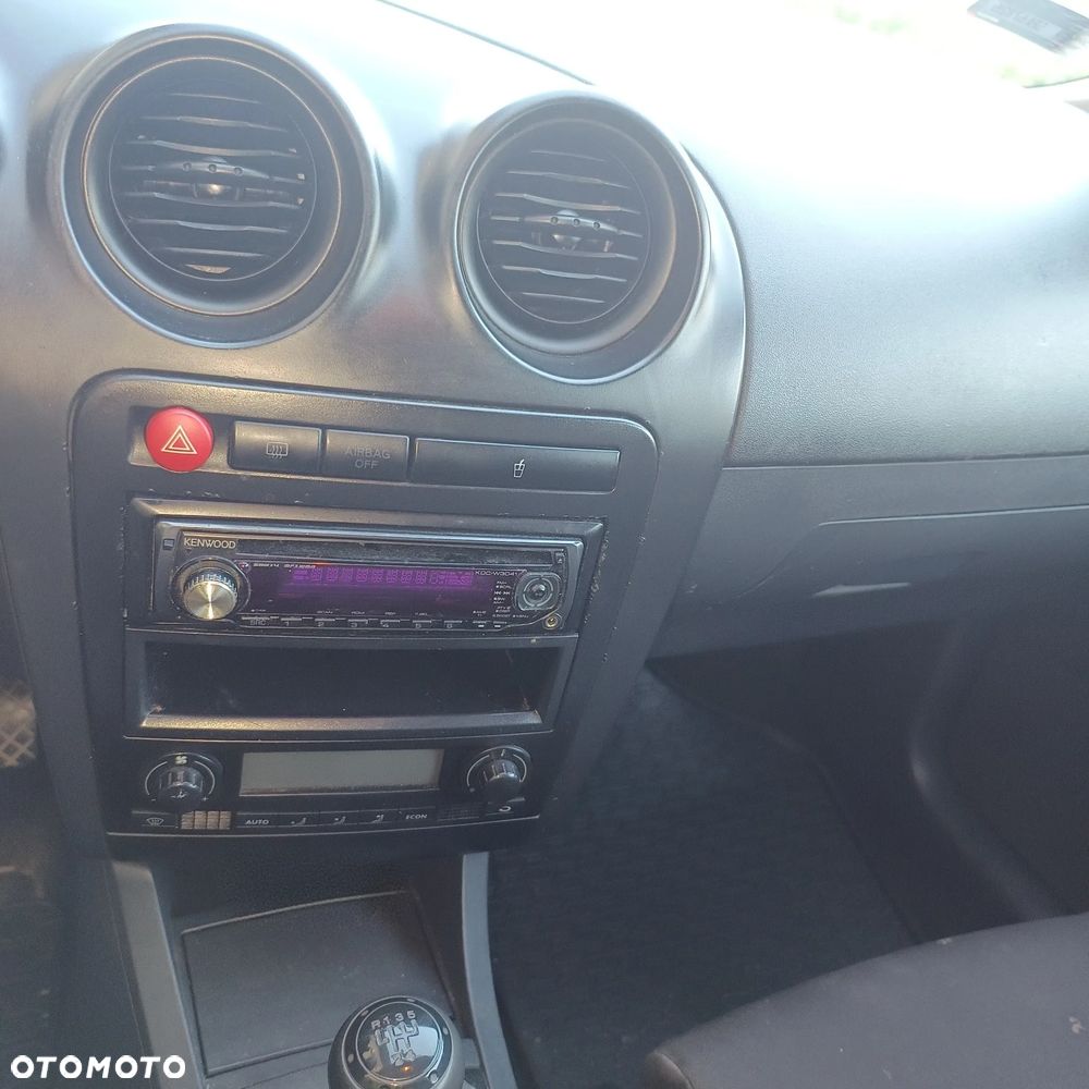 Seat Ibiza 1.4 16V Sport - 4