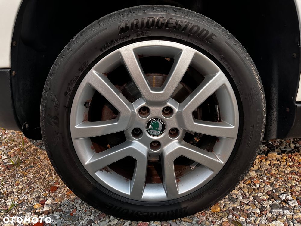 Skoda Yeti 1.8 TSI 4x4 Ambition - 32