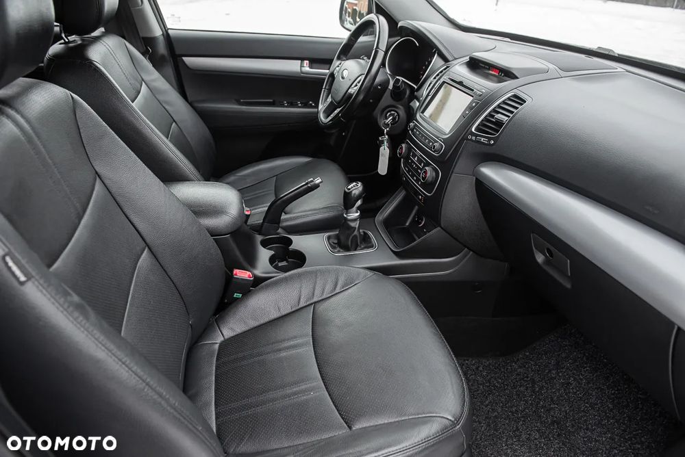 Kia Sorento 2.0 CRDI XL 7os - 31
