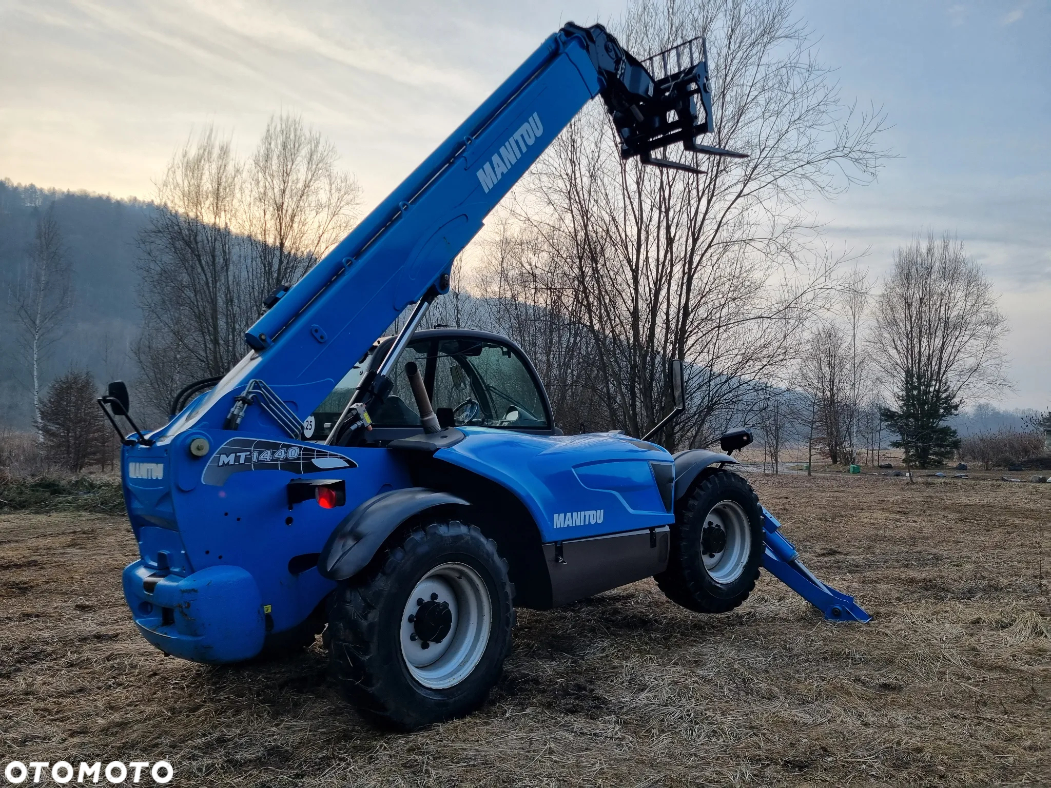 Manitou Ładowarka teleskopowa MT1440 JakNowa 2016r z Norwegii niski przebieg 3121 mtg Oryginał 14 metrów PERKINS SILNIK - 6