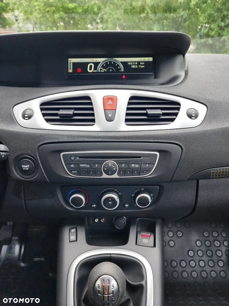 Renault Grand Scenic 1.6 16V 110 Dynamique - 23