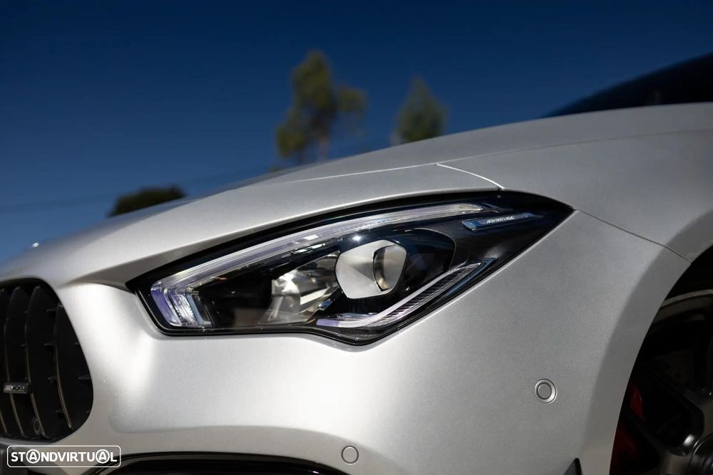 Mercedes-Benz CLA 45 AMG S Shooting Brake 4Matic+ - 12