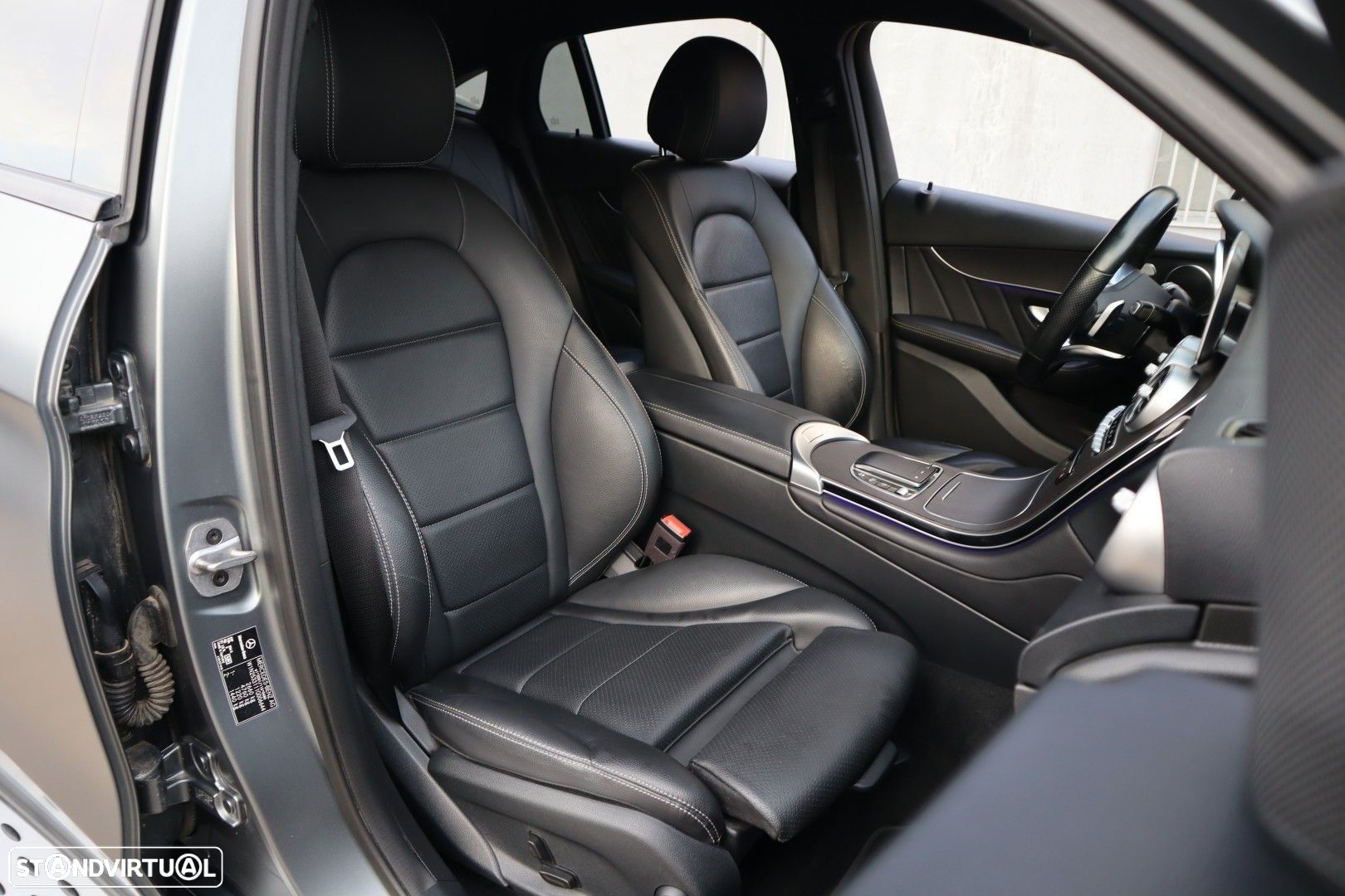 Mercedes-Benz GLC 300 de Coupe 4Matic 9G-TRONIC AMG Line - 27