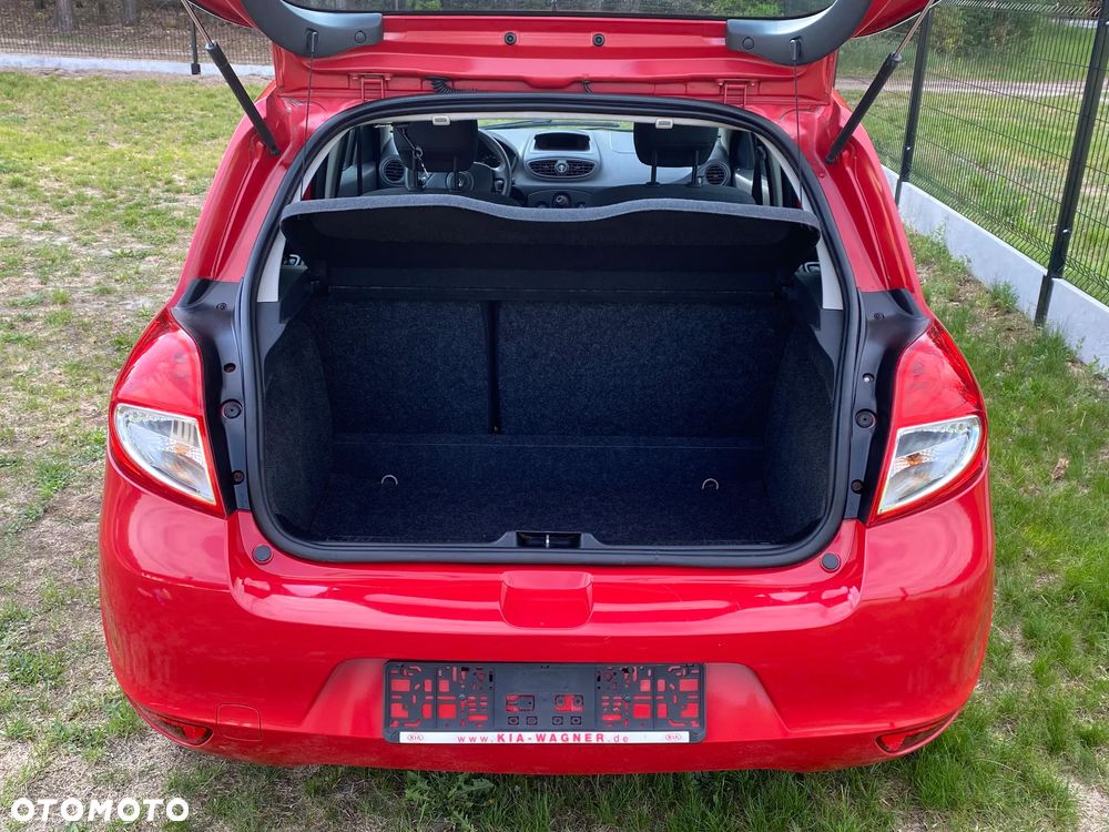 Renault Clio 1.2 16V 75 Dynamique - 15