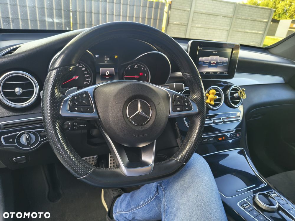 Mercedes-Benz GLC 220 d 4-Matic - 28