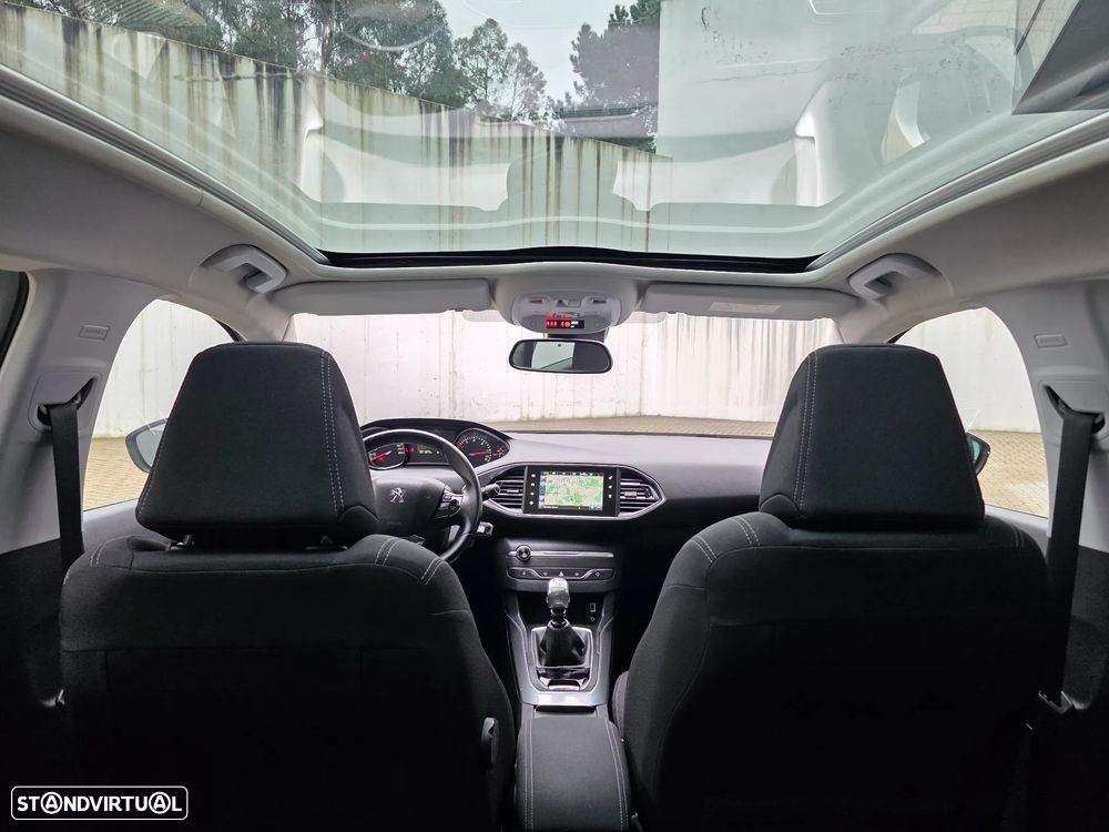 Peugeot 308 1.6 BlueHDi Allure J17 - 37